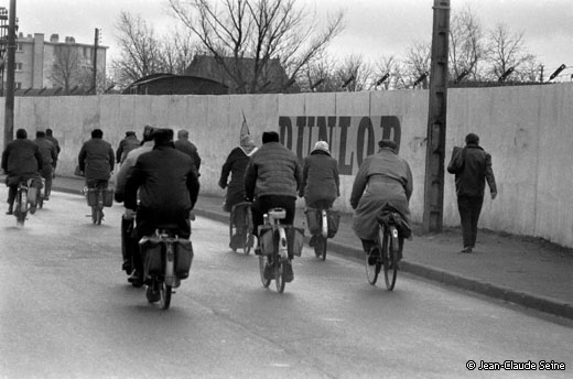 1971_montlucon_sortie_d_usine_dunlop_1033