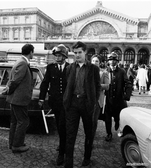 Mai 68 - Paris - Arrestation  Gare de l'est